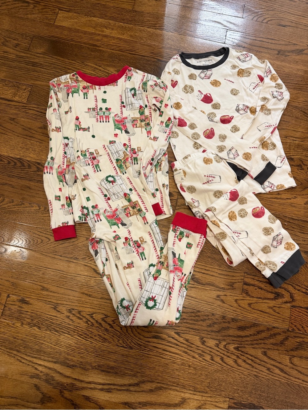 Burt’s Bees Christmas Pajama Bundle, kids size 10